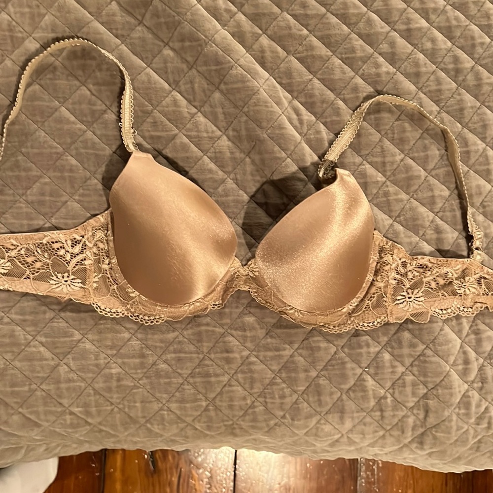 NUDE WACOAL BRA
